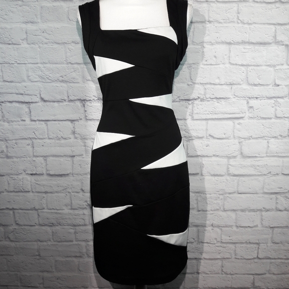 XOXO Dresses & Skirts - XOXO Black and White dress 7/8
